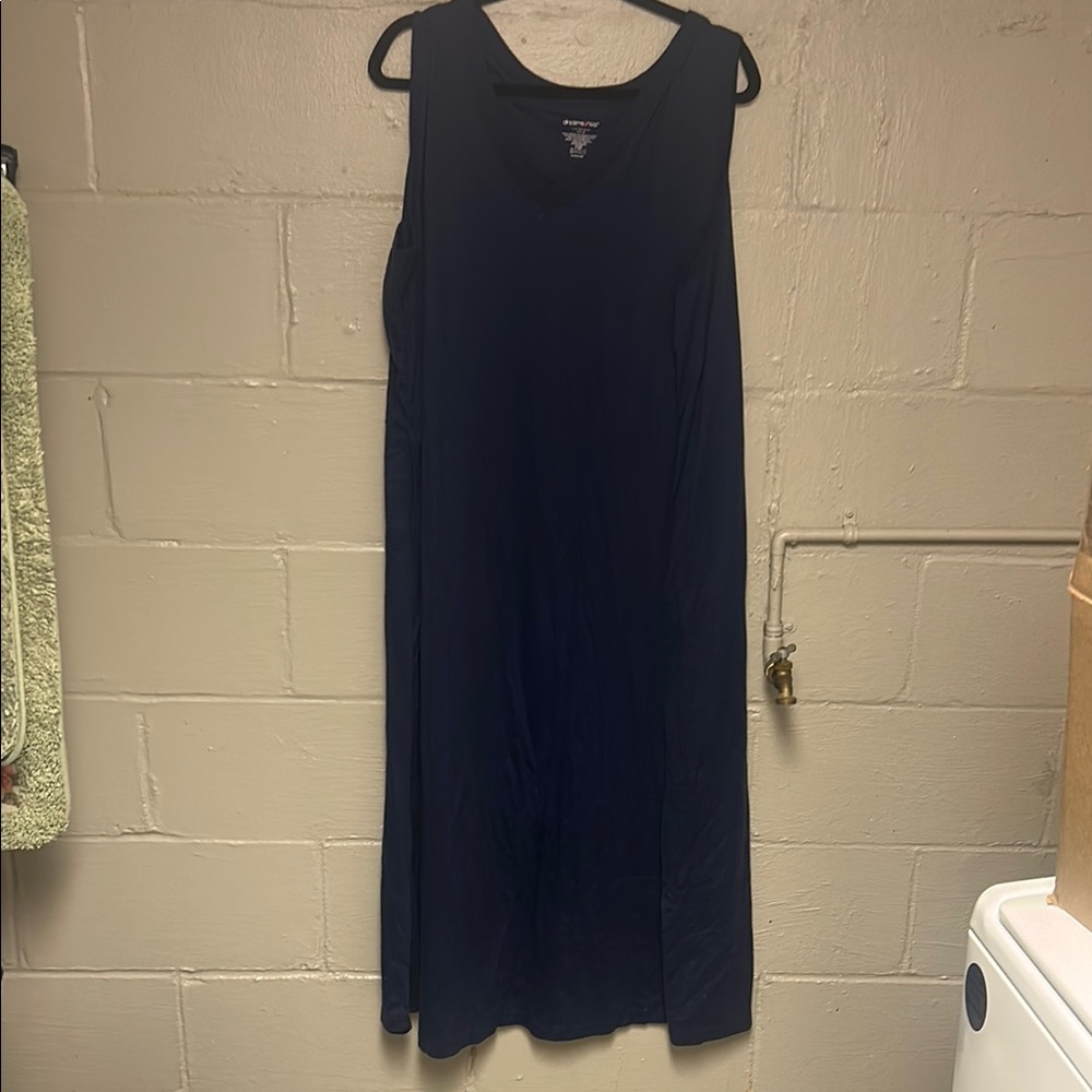 Sleeveless Navy Blue Nightgown